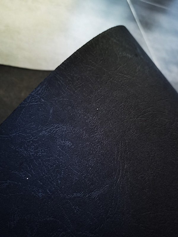 皮纹无线胶装和铜版纸装订哪个更好